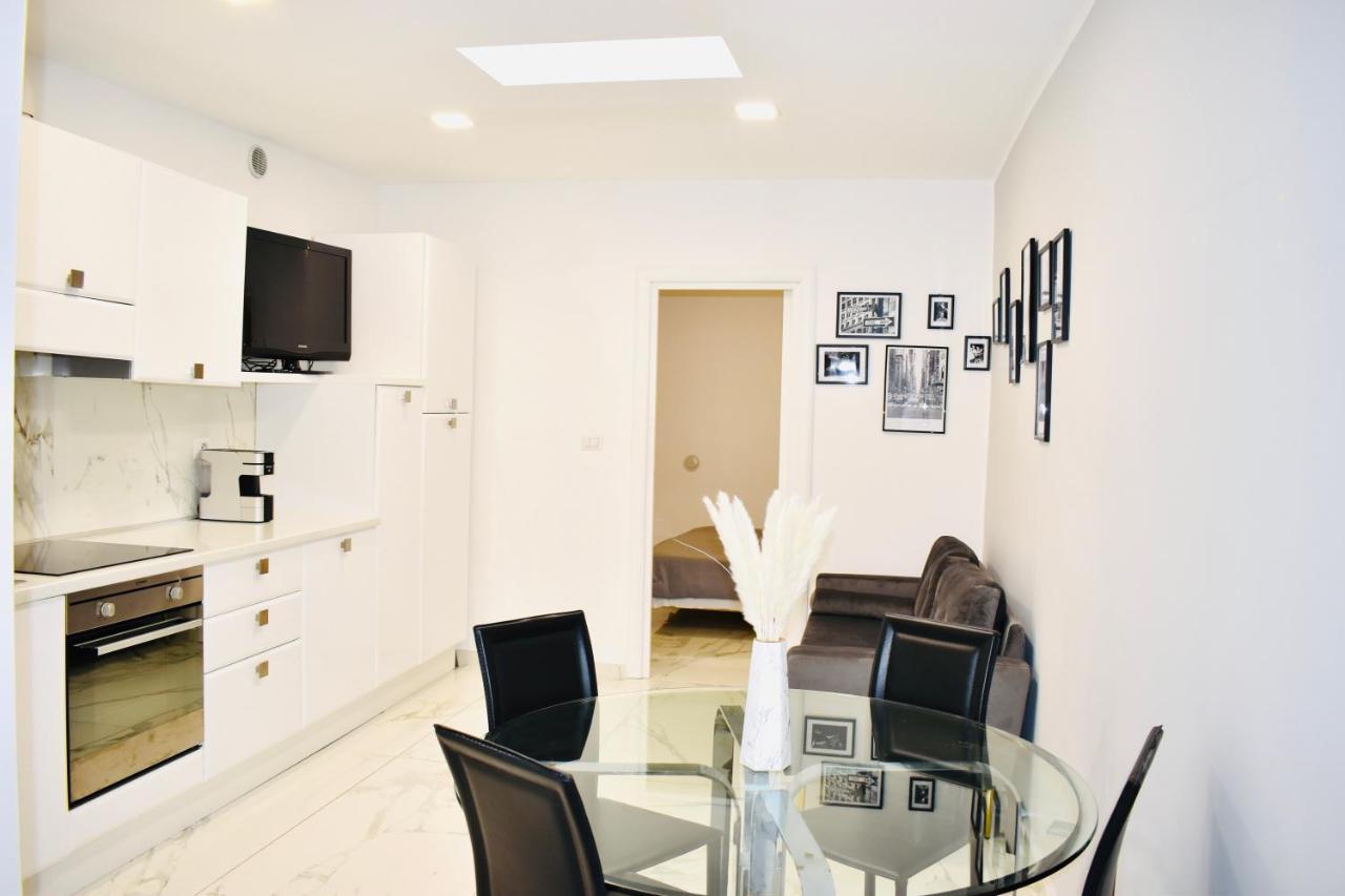 Chic House Apartment Bari Luaran gambar
