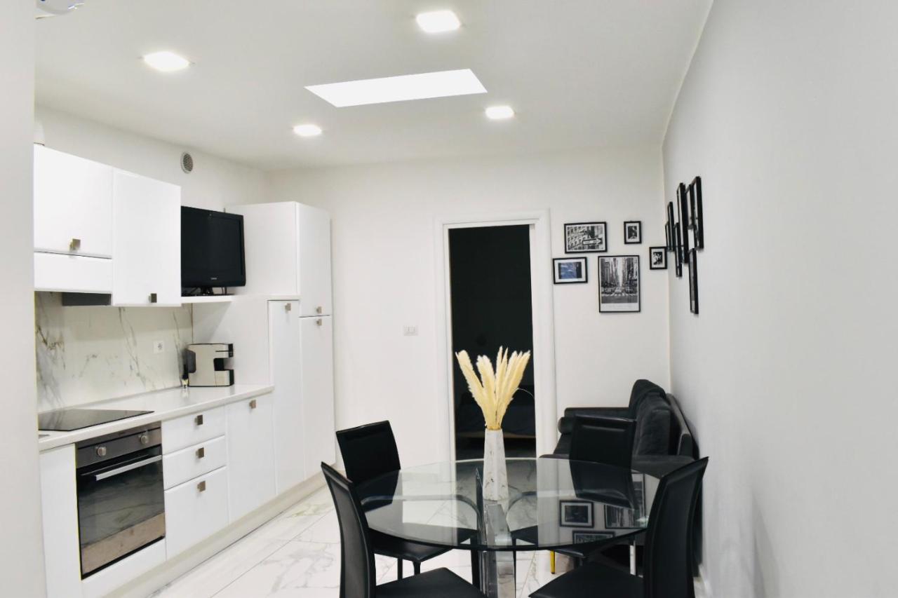 Chic House Apartment Bari Luaran gambar