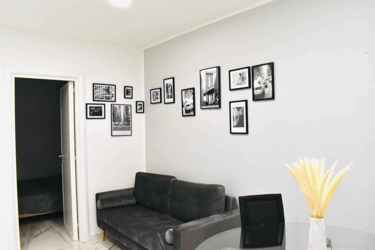 Chic House Apartment Bari Luaran gambar