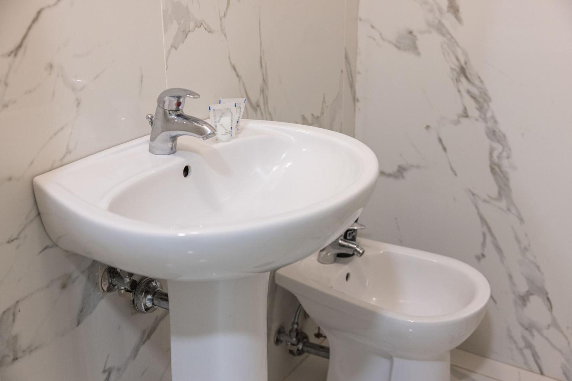 Chic House Apartment Bari Luaran gambar